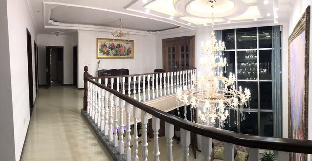 江蘇兄弟宅基地自建雙拼別墅，歐式奢華鄰居羨慕瘋！