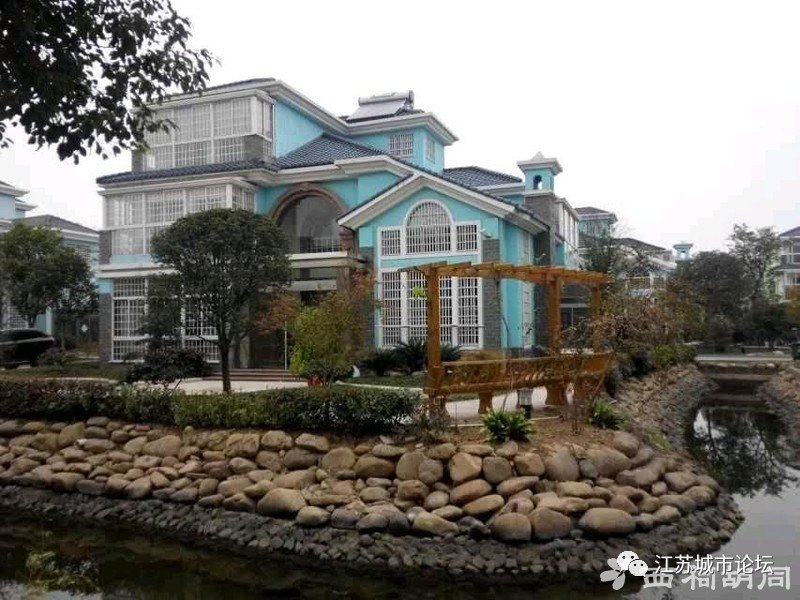 靖江新橋鎮(zhèn)第二代新農(nóng)村別墅 點贊生活品質(zhì)高