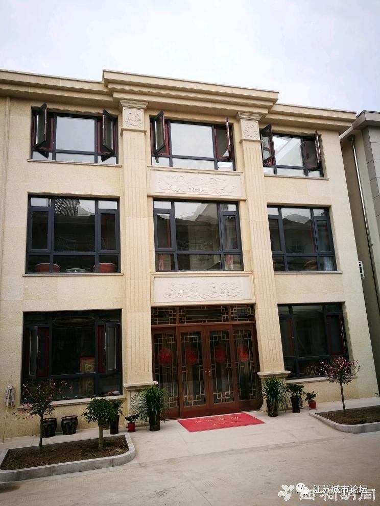 靖江新橋鎮(zhèn)第二代新農(nóng)村別墅 點贊生活品質(zhì)高