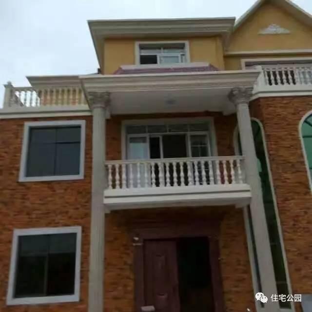 江西網(wǎng)友65萬建別墅，內(nèi)部設計美，外有小溪環(huán)繞！