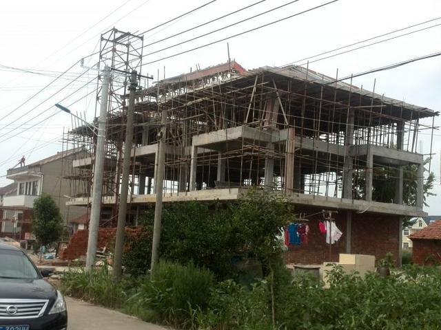 80萬搞定5間3層普通樓房，建房過程全記錄