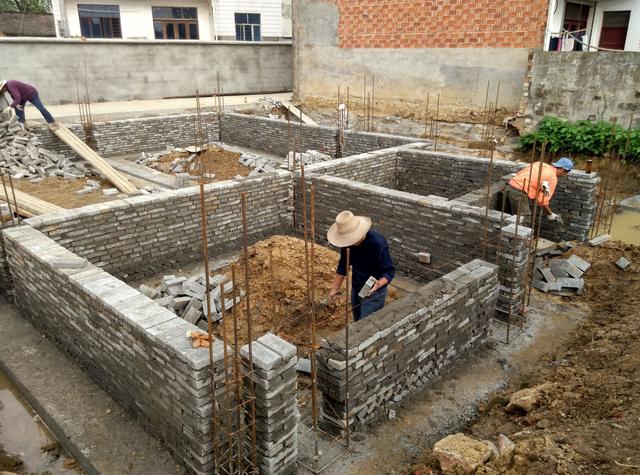 18萬搞定的農(nóng)村二層別墅，詳細(xì)施工過程實拍！含別墅設(shè)計圖！