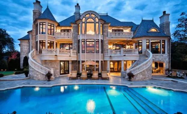 10套莊園式別墅，奢華典雅，媲美四合院