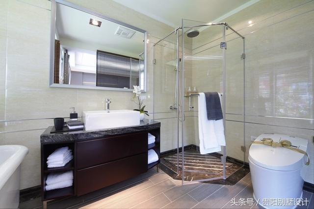 現(xiàn)代風(fēng)格居家設(shè)計(jì)，設(shè)計(jì)師說(shuō)加點(diǎn)中式設(shè)計(jì)效果會(huì)更好！