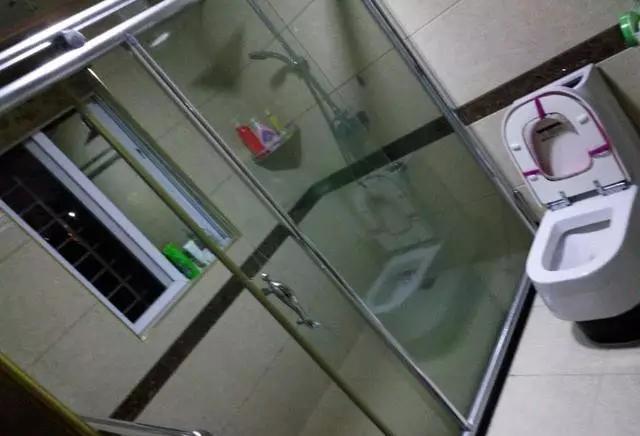 別人花60萬買了房子，他卻回鄉(xiāng)下建別墅