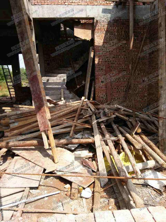 農(nóng)村別墅設(shè)計(jì)圖，車庫(kù)入戶，方正戶型12X12.4米！含建筑圖