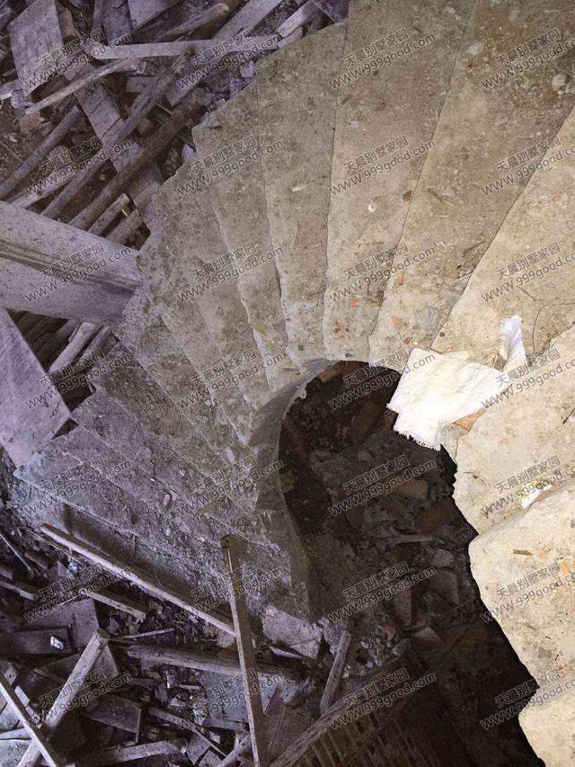 農(nóng)村別墅設(shè)計(jì)圖，車庫(kù)入戶，方正戶型12X12.4米！含建筑圖