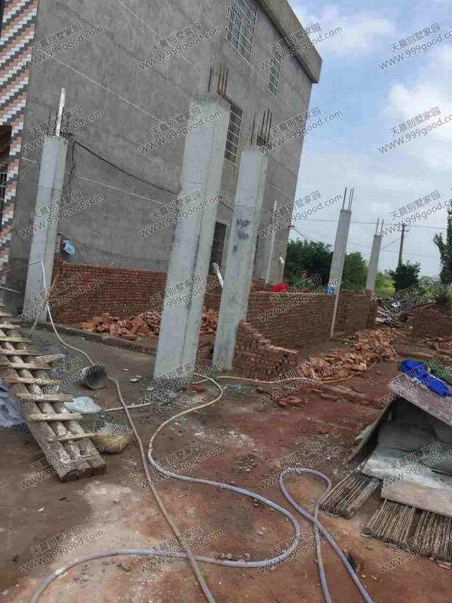 農(nóng)村別墅設(shè)計(jì)圖，車庫(kù)入戶，方正戶型12X12.4米！含建筑圖