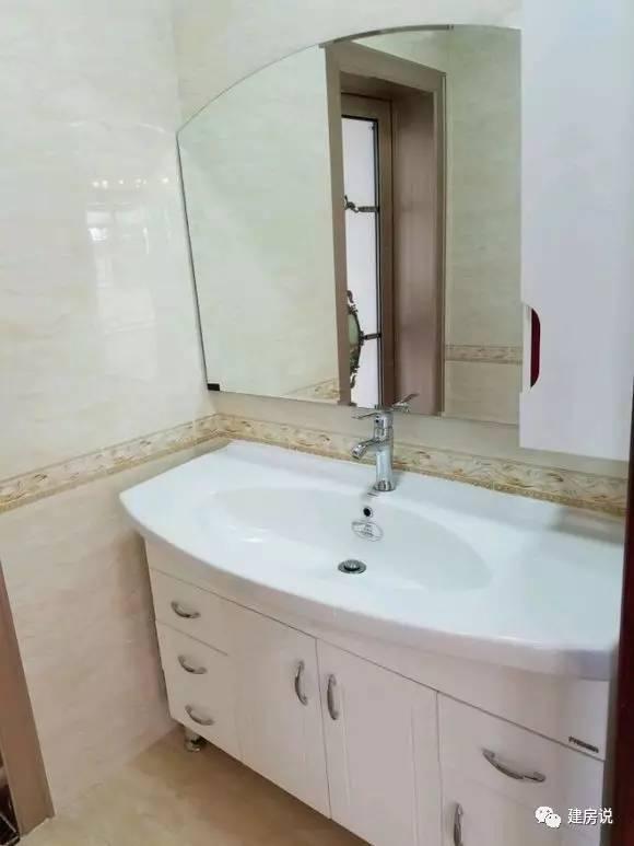 網(wǎng)友花兩年自建鄉(xiāng)村別墅，內(nèi)外裝修明顯比一般人有品位