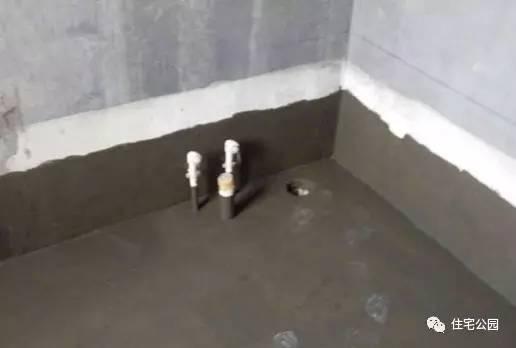 農(nóng)村新房漏水讓人崩潰，自建房到底怎么做到“滴水不漏”？