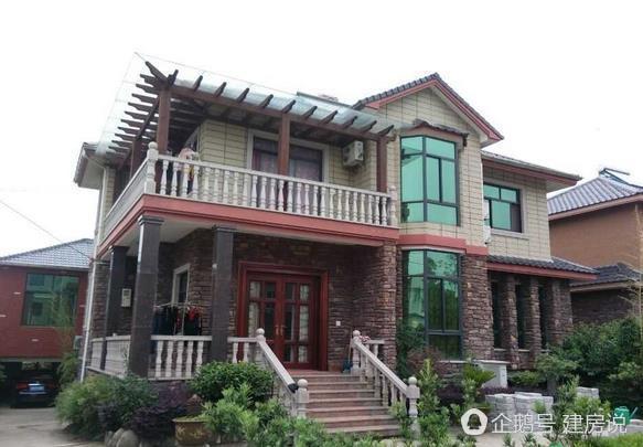 網(wǎng)友曬各自村里最漂亮的農(nóng)村別墅，沒(méi)想到農(nóng)村這么富裕了