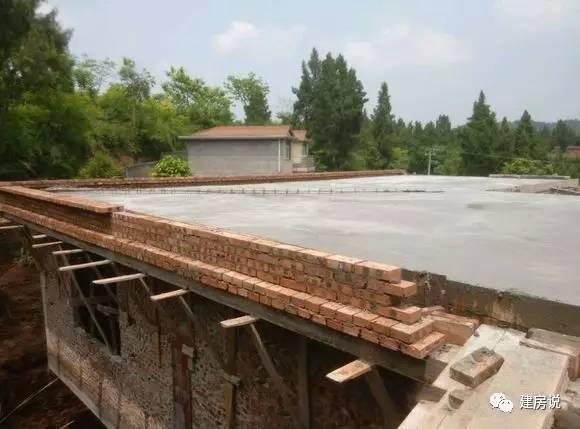 實拍四川網(wǎng)友自建二層農(nóng)村別墅，在村里是獨一無二