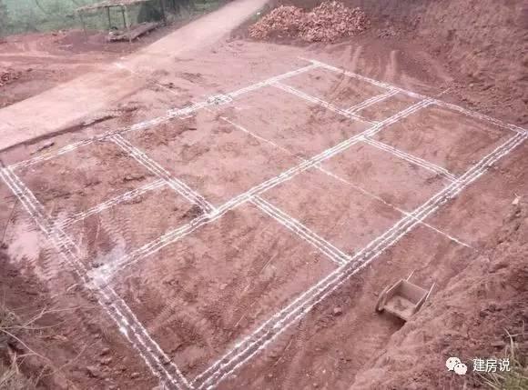 實拍四川網(wǎng)友自建二層農(nóng)村別墅，在村里是獨一無二