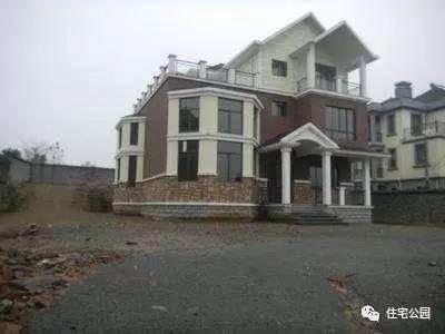 農(nóng)村都沒(méi)人住了，可為什么卻還要花大錢蓋房子？