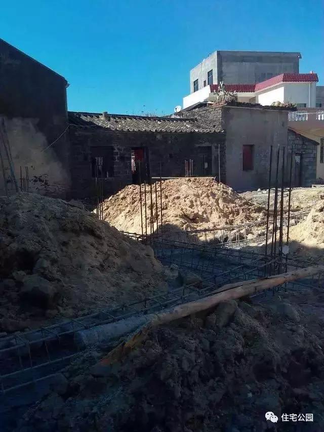 海南父子40萬(wàn)聯(lián)手自建2層養(yǎng)老房，這價(jià)錢(qián)你可信？
