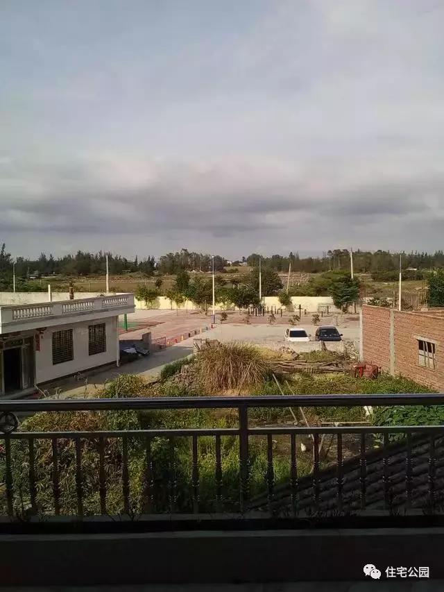 海南父子40萬(wàn)聯(lián)手自建2層養(yǎng)老房，這價(jià)錢(qián)你可信？