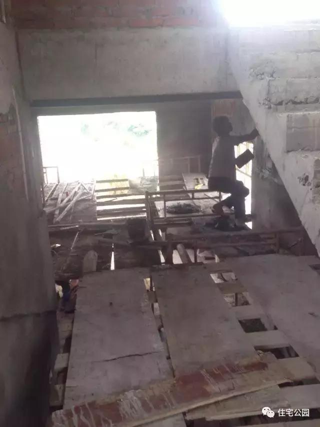 海南父子40萬(wàn)聯(lián)手自建2層養(yǎng)老房，這價(jià)錢(qián)你可信？