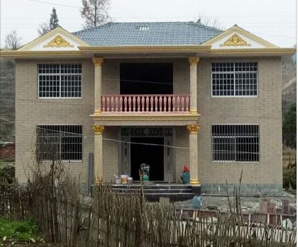 湖南21萬自建歐式別墅，引來全村圍觀仿建，真值！