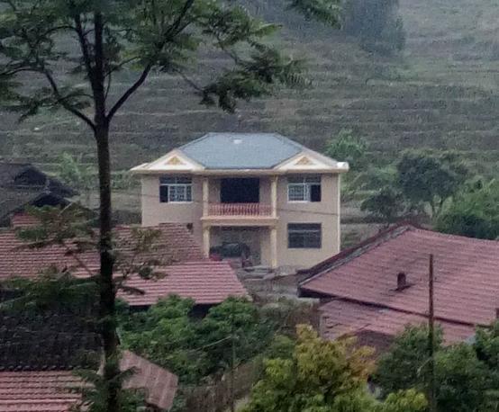 湖南21萬自建歐式別墅，引來全村圍觀仿建，真值！