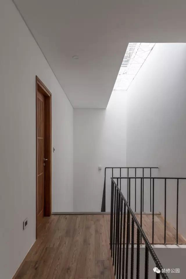 農(nóng)村別墅裝修這樣搞，比刷白墻還省錢，內(nèi)外墻都行