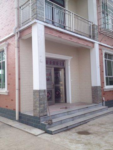 如果你有30萬，是交首付做房奴，還是回村蓋別墅