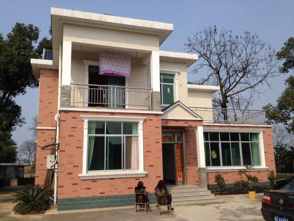 如果你有30萬，是交首付做房奴，還是回村蓋別墅