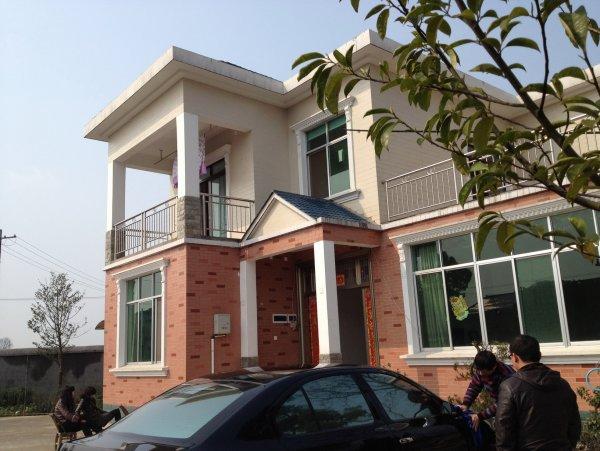 如果你有30萬，是交首付做房奴，還是回村蓋別墅