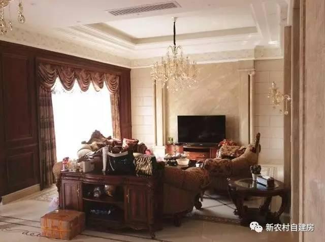 土豪曬500萬(wàn)農(nóng)村自建房，沒(méi)想到最后卻被網(wǎng)友扒皮