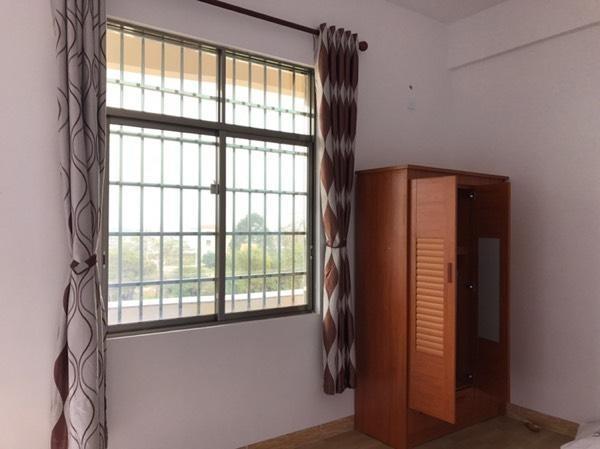 逃離深圳，我用70萬蓋了棟小別墅迎娶了白富美老婆