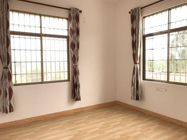 逃離深圳，我用70萬蓋了棟小別墅迎娶了白富美老婆