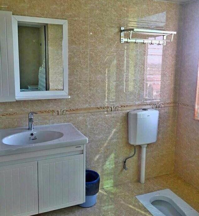 農村170萬的別墅，比上不城里的一間側所