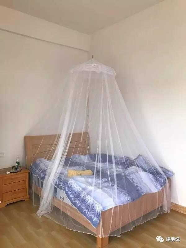 老板自建豪華洋氣的三層農(nóng)村別墅，不愧是福建的房子！