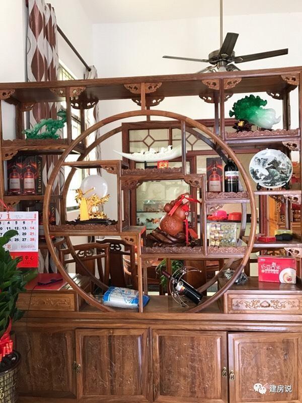 老板自建豪華洋氣的三層農(nóng)村別墅，不愧是福建的房子！