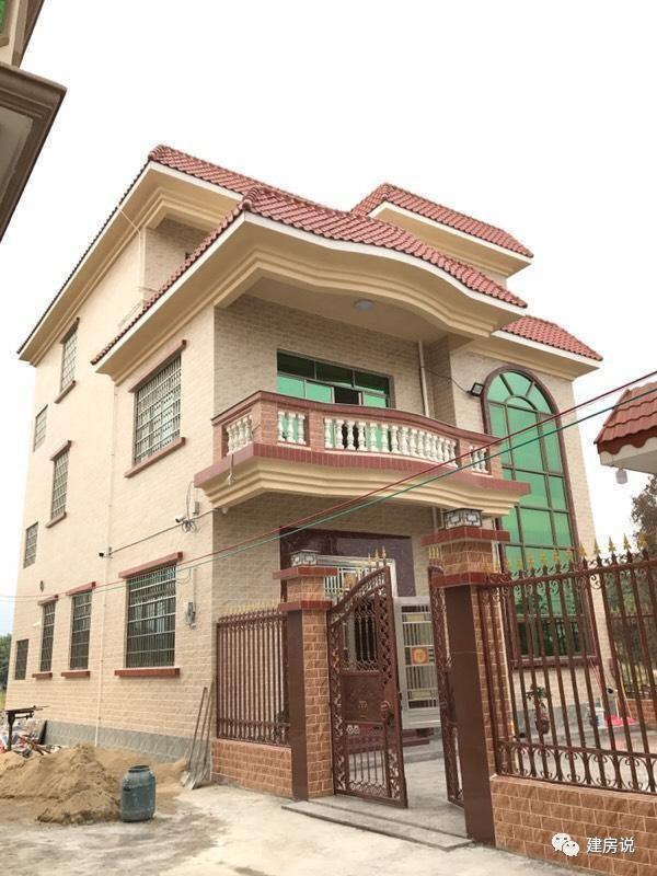 老板自建豪華洋氣的三層農(nóng)村別墅，不愧是福建的房子！