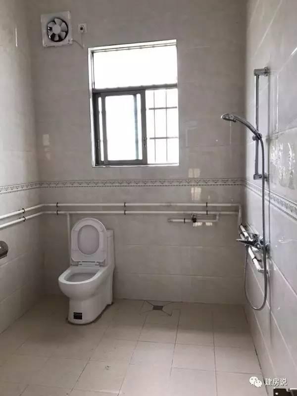 老板自建豪華洋氣的三層農(nóng)村別墅，不愧是福建的房子！