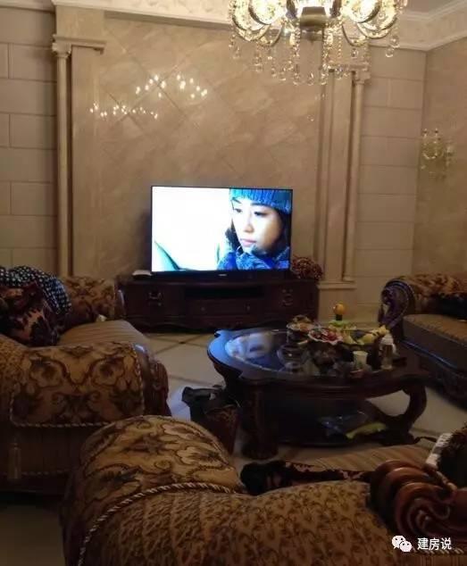 土豪老板曬500萬農(nóng)村別墅，沒想到最后網(wǎng)友不買賬