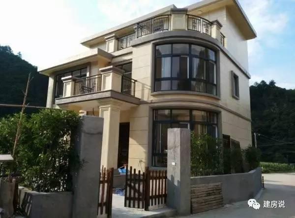 浙江網(wǎng)友自建三層農(nóng)村別墅，引全村仿建倍有面子