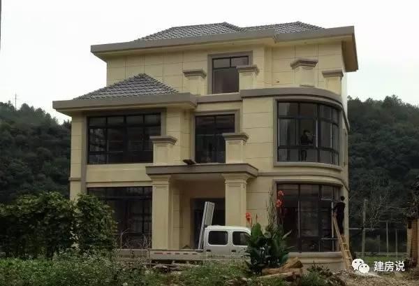 浙江網(wǎng)友自建三層農(nóng)村別墅，引全村仿建倍有面子