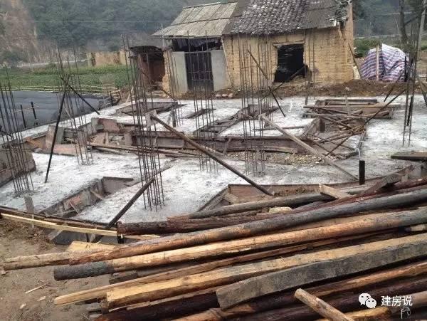 浙江網(wǎng)友自建三層農(nóng)村別墅，引全村仿建倍有面子