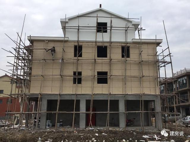 浙江網(wǎng)友自建四層農(nóng)村別墅，不愧是富庶之鄉(xiāng)的房子