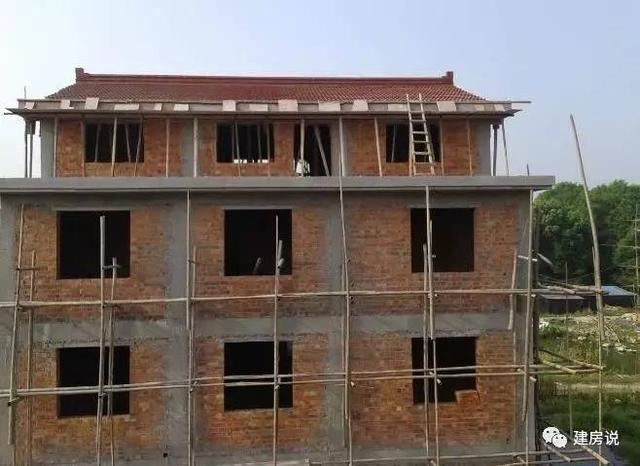 浙江網(wǎng)友自建四層農(nóng)村別墅，不愧是富庶之鄉(xiāng)的房子