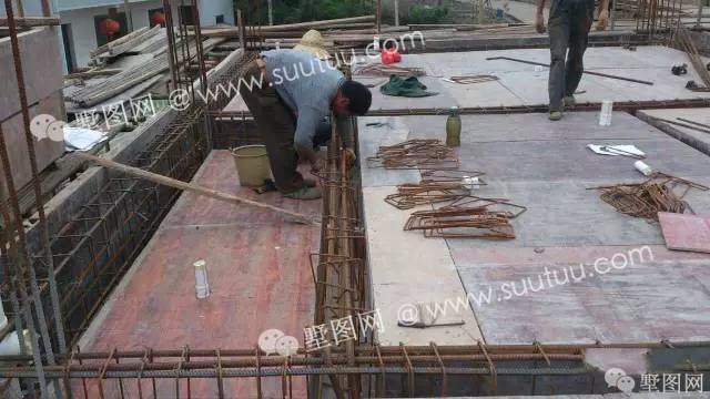 湖南小伙回鄉(xiāng)建三層大別墅，真的很漂亮！