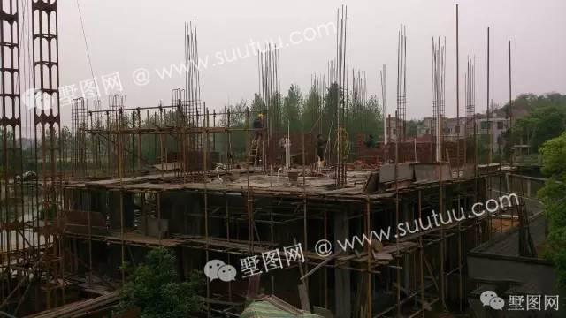 湖南小伙回鄉(xiāng)建三層大別墅，真的很漂亮！