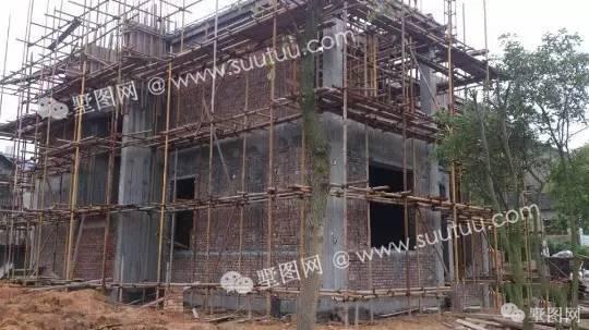 湖南小伙回鄉(xiāng)建三層大別墅，真的很漂亮！