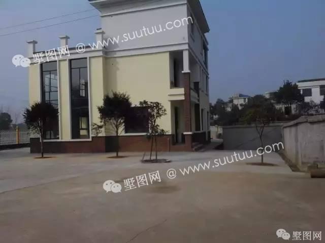 湖南小伙回鄉(xiāng)建三層大別墅，真的很漂亮！