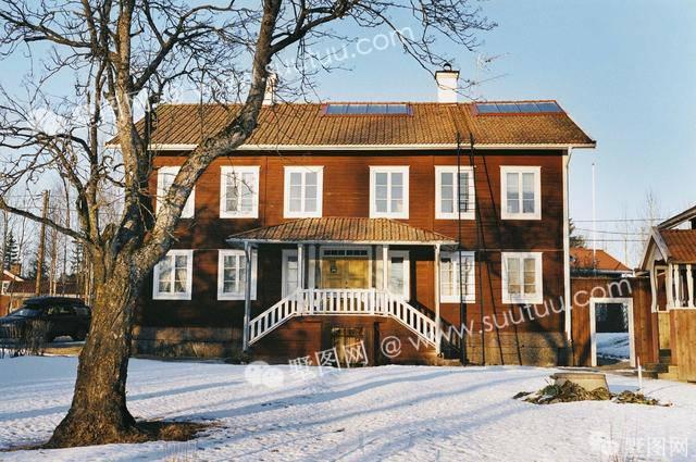 各地小磚窯陸續(xù)被關停，以后蓋別墅價格可就貴了不少！