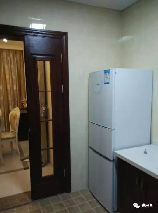 蘇州網(wǎng)友曬三層農(nóng)村別墅，帶洋氣花園很有格局