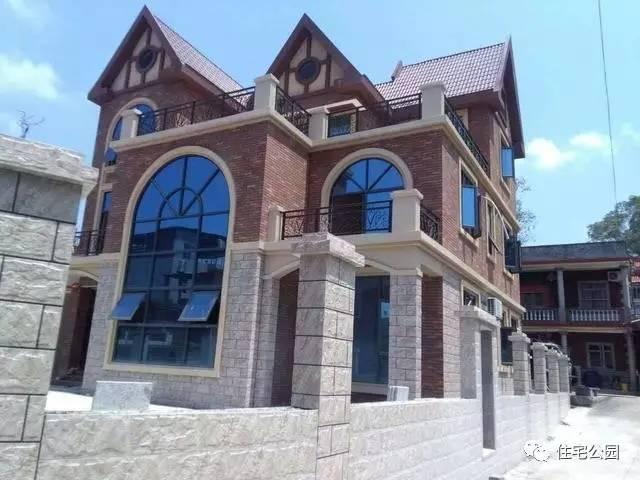 50萬(wàn)可以建怎樣的鄉(xiāng)村別墅，第3套都說(shuō)賺大第7套為何被罵哭？