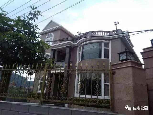 50萬(wàn)可以建怎樣的鄉(xiāng)村別墅，第3套都說(shuō)賺大第7套為何被罵哭？