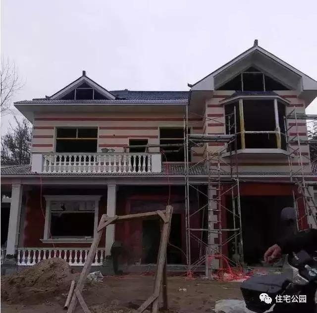 50萬(wàn)可以建怎樣的鄉(xiāng)村別墅，第3套都說(shuō)賺大第7套為何被罵哭？